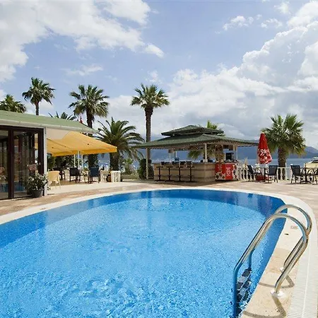 Bliss Beach Hotel