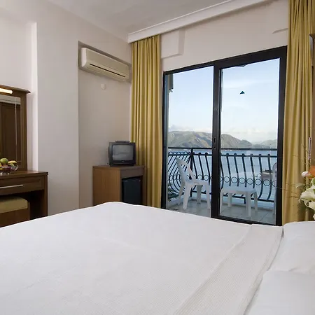 مبيت وإفطار يوزباسي بيتش فندق