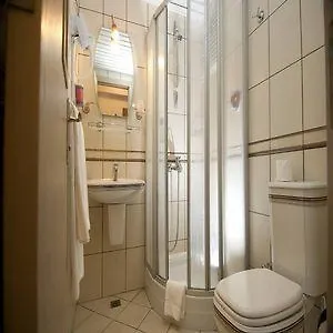 مبيت وإفطار يوزباسي بيتش