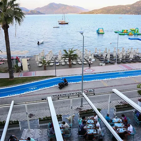 مبيت وإفطار يوزباسي بيتش