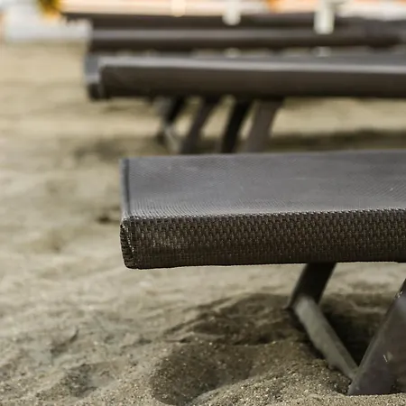 مبيت وإفطار يوزباسي بيتش 3*