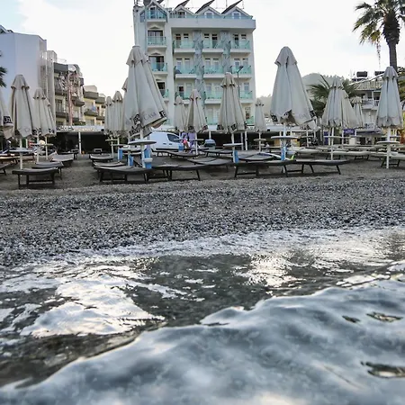 Ξενοδοχείο Bliss Beach Hotel