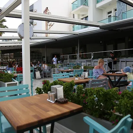 Bliss Beach Hotel 3* Μαρμαρίς