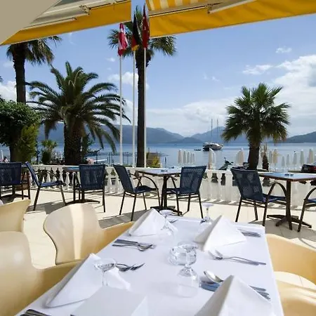 Bliss Beach Hotel