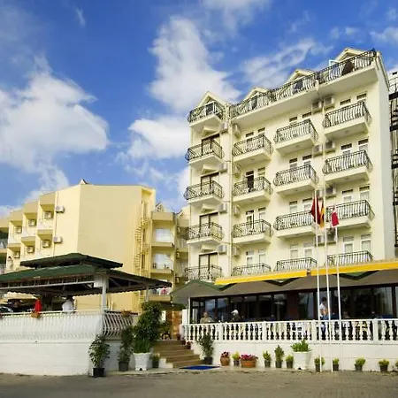 فندق مبيت وإفطار يوزباسي بيتش 3*