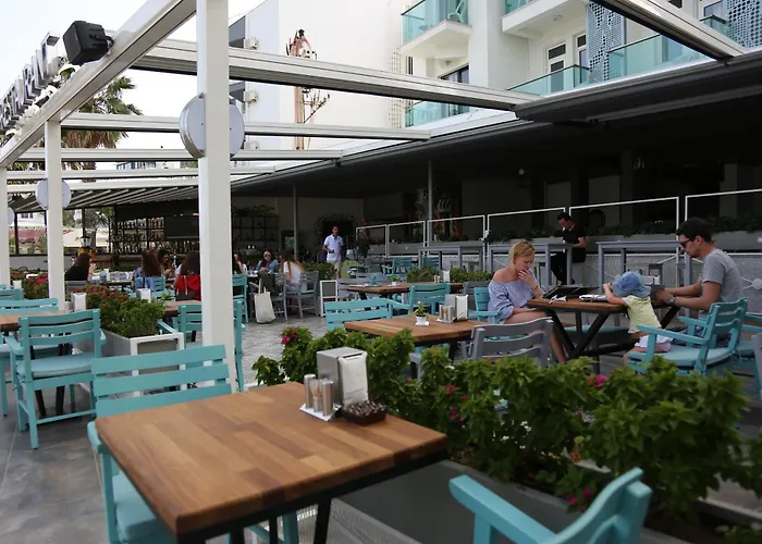 Yuzbasi 3* マルマリス